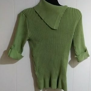 Dressbarn Green Large Ribbed Knit Top